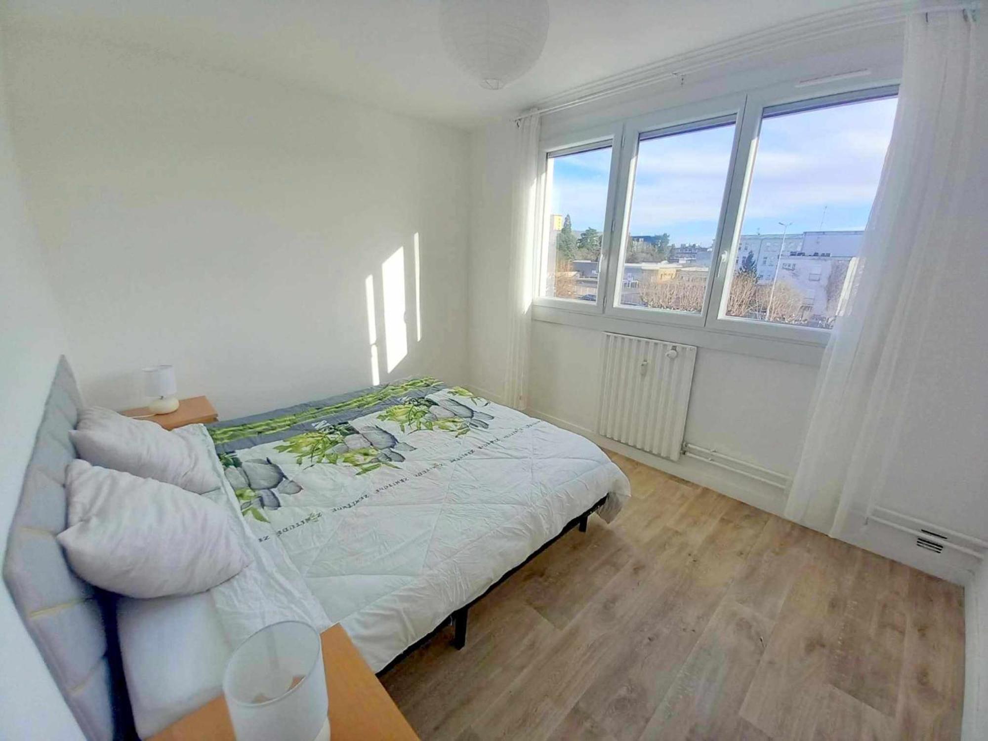 T3 57M2 Avec Balcon Proche Gare Sncf, Wifi Et Cafe Et The Offerts Apartment Орлеан Екстериор снимка
